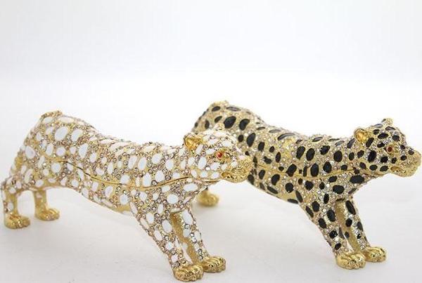 Swarovski Taşlı Tekli Leopar Model 4 - Image 1
