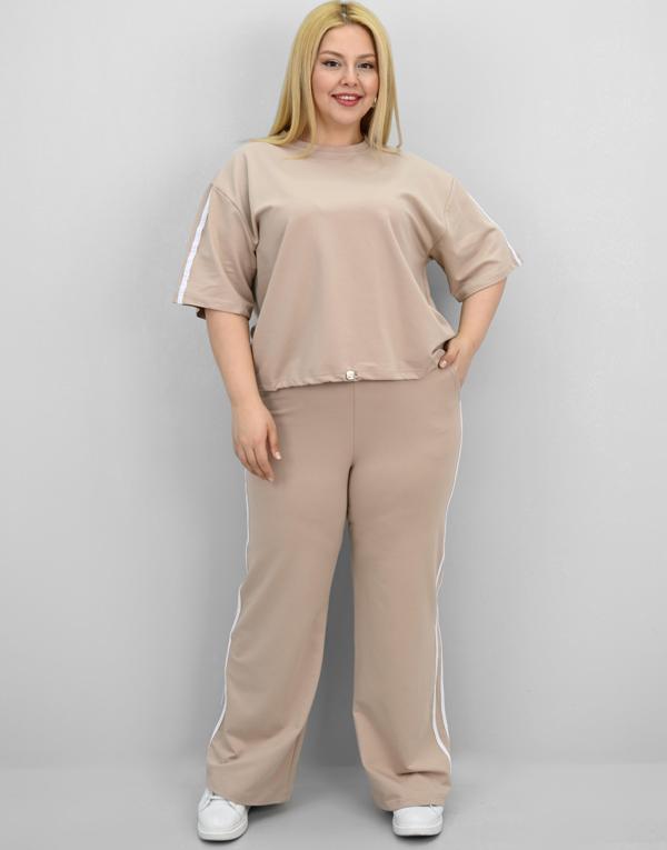 Kadın Büyük Beden Şerit ve Bel Büzgü Detaylı Kısa Kollu Eşofman Takımı 8197-25 - Image 1