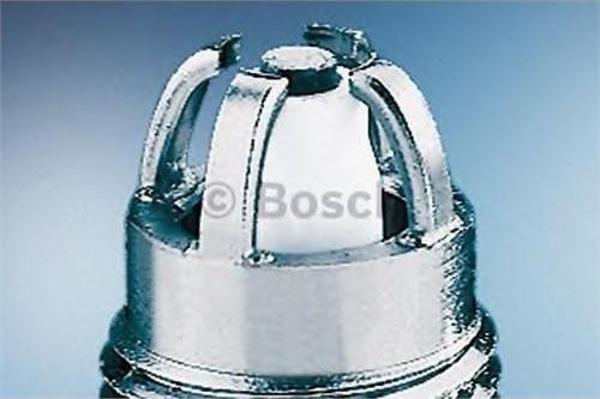 Bosch 0242240590 Buji Fgr6hqe Passat 2.8 V6-Golfv-Jettaııı-Par9-R19-Mgn-Clıo-Palıo-Marea-106-206-Corsa-Astra-Vectra - Image 1