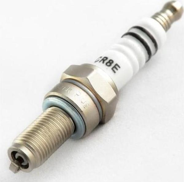 BOSCH PEUGEOT 407 Uzun Paso Buji 2004 - 2011 (596060) - Image 1