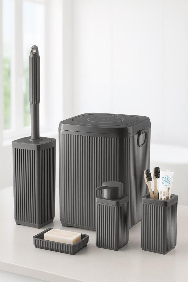 Lines Serisi Gri Banyo Seti, 5 Parça Akrilik Kare 5 Litre Çöp Kovası, Sabunluk, Fırçalık Takımı 3462 - Image 1