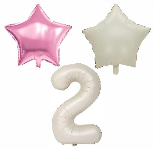 2 YAŞ BEJ RENK FOLYO BALON, 1 ADET PEMBE, 1 ADET BEJ YILDIZ FOLYO BALON - Image 1