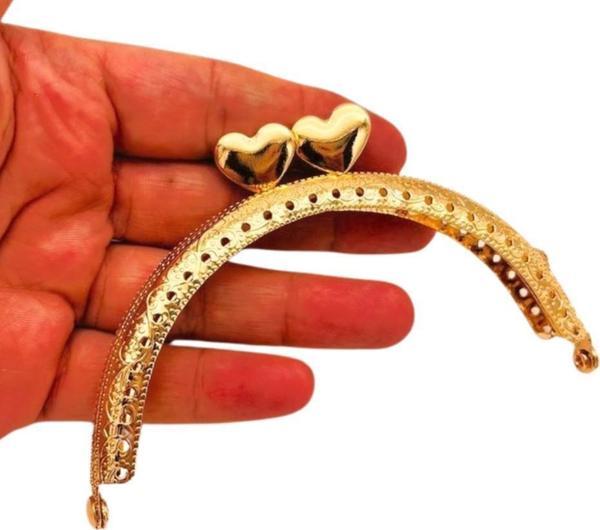 Angel Çanta Aksesuar 10.5 cm Oval Cüzdan Klipsi Cüzdan Bursu Light Gold Renk Kalpli Model  - Image 1