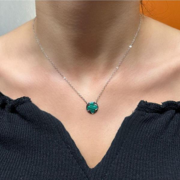 925 Ayar Gümüş Malakit Taşlı Van Cleef Etnik Hayalet Kolye - Image 1