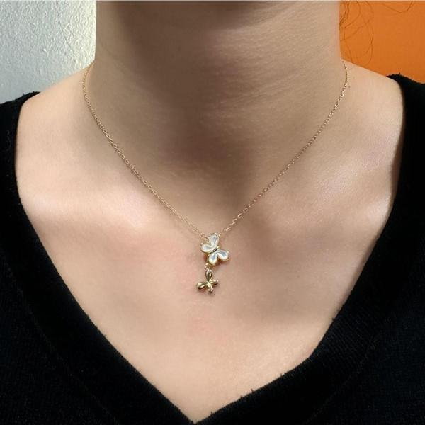 925 Ayar Gümüş Sarı Altın Kaplama Sedef Taşlı Çift Kelebek Hayalet Kolye - Image 1