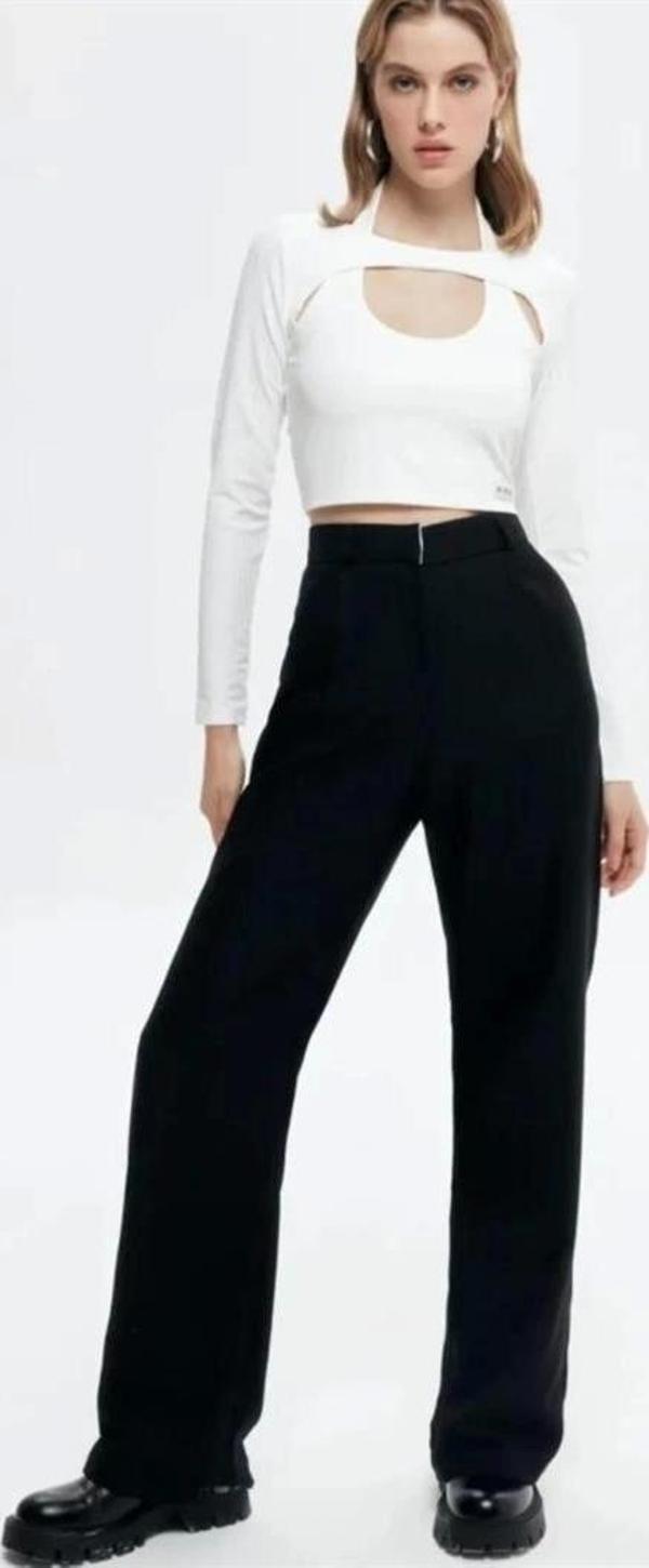 23K71073 Yüksek Bel İspanyol Paça Kumaş Pantolon - Image 1