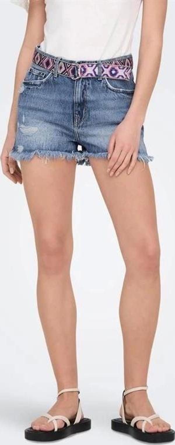 Mom Fit Kemerli Kot Şort - Image 1