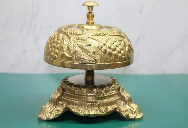 Pirinç Masa Üstü Basmalı Çan - Image 1