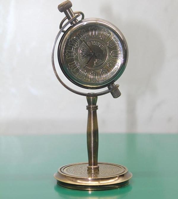 Masa Üstü Pirinç Saat Model 6 - Image 1