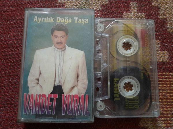 Boz Müzik Vahdet Vural Ayrılık Dağa Taşa Cam Baskı - Image 1