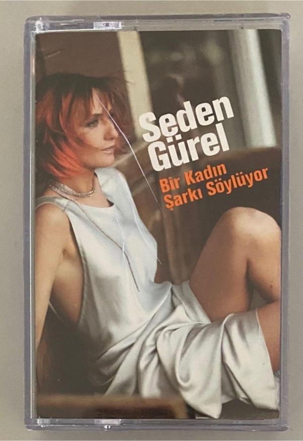 Seden Gürel-  Bir Kadın Şarkı Söylüyor Kaset - Image 1