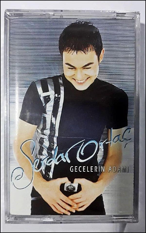  Serdar Ortaç-  Gecelerin Adamı Albümü Orjinal Kaset - Image 1