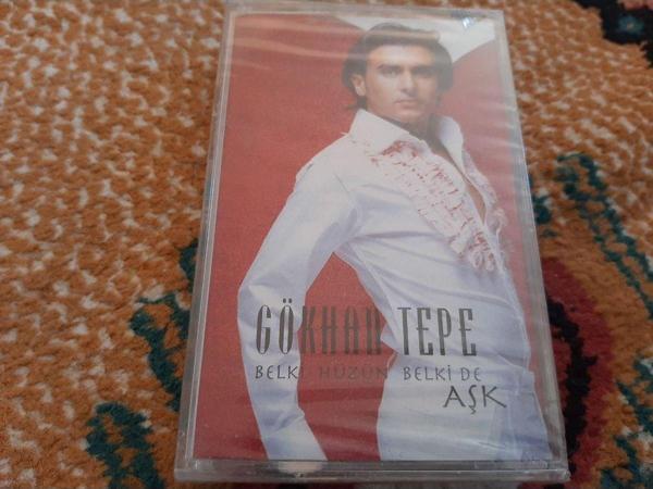Gökhan Tepe- Belki Hüzün Belkide Aşk Jelatinli Cam Baskı Kaset - Image 1