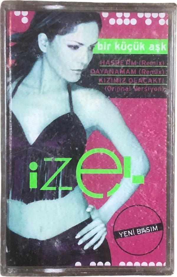Universal Müzik İzel - Bir Küçük Aşk (Kaset) - Image 1