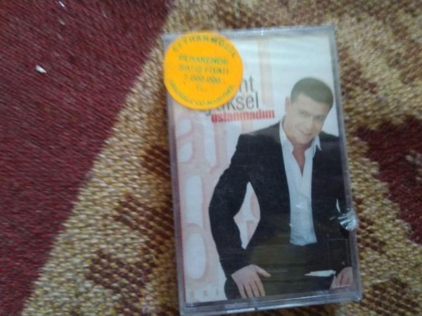  Levent Yüksel -Uslanmadım Jelatinli Cam Baskı Kaset - Image 1