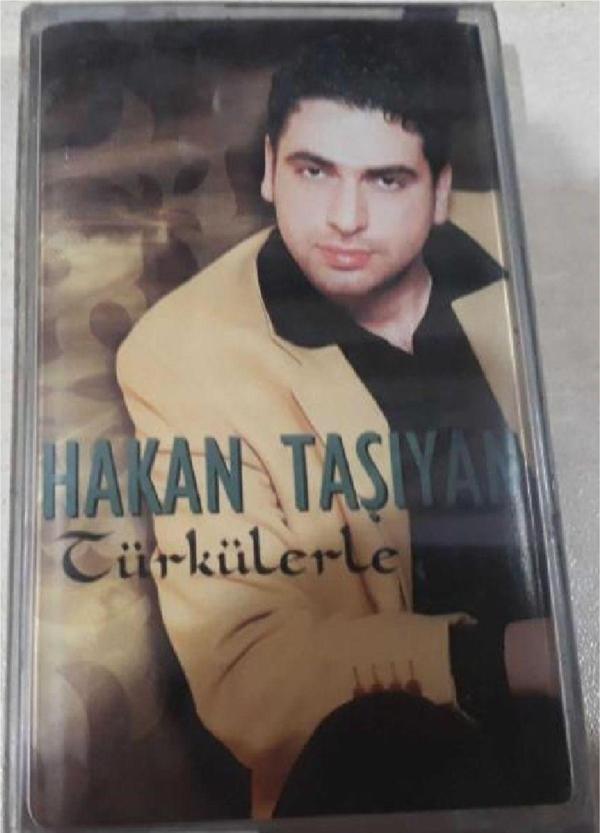 Raks Müzik Hakan Taşıyan Türkülerle Kaset - Raks Müzik - Image 1