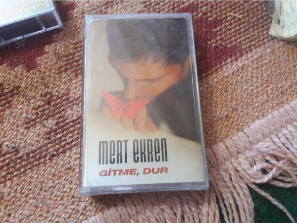  Mert Ekren -Gitme Dur Cam Baskı Jelatinli Kaset - Image 1