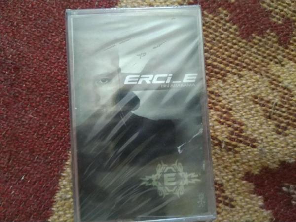 Erci-E Bin Arabama Jelatinli Cam Baskı Kaset - Image 1