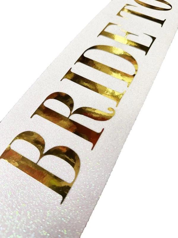 Çocuk Beyaz Üzeri Altın Büyük Bride To Be Yazılı Simli Işıltılı Kuşak Kemer 10x80 cm - Image 1