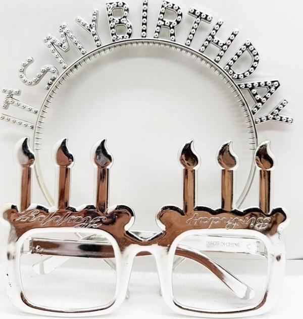 Çocuk İt&#39;sMyBirthdayYazılıTaçveMumŞekilliGözlükSetiGümüşRenk - Image 1