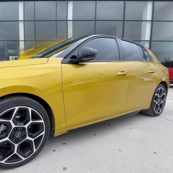 2022 - 2024 Opel Astra L Uyumlu Marşpiyel Çıtası (Piano Black Boyalı)  (Plastik)  - Image 1