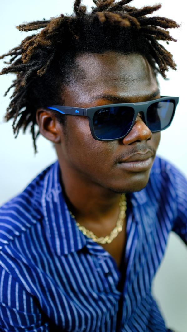 Lacoste L957S C002 Erkek Güneş Gözlüğü - Image 1