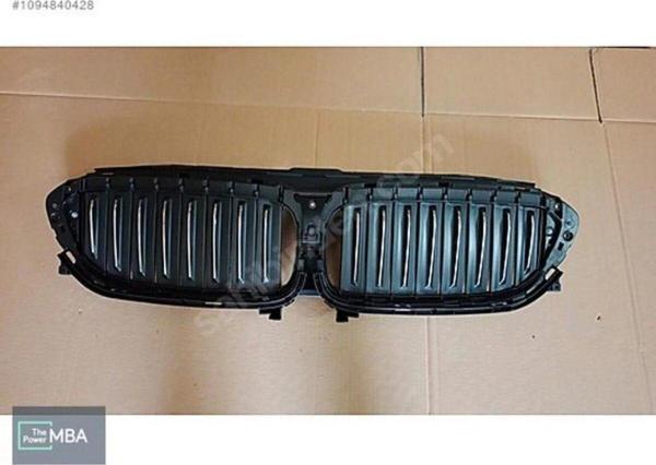Bmw 5 Serisi G30 G31 G38 2017  Panjur Ön Alt Bakaliti  (Oem No:Bmw51747497279) - Image 1