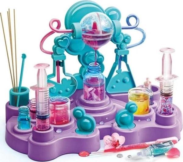Nessiworld Bilim ve Oyun Kozmetik Laboratuvarı - Image 1