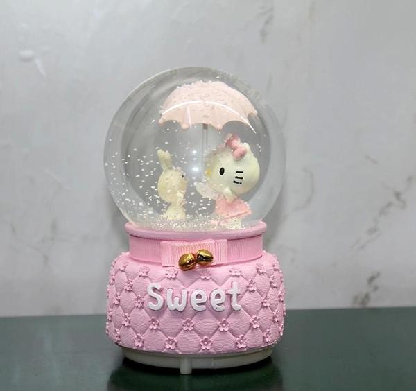 Hello Kitty Işıklı Müzikli Kar Küresi Orta Boy Alk3042 - Image 1