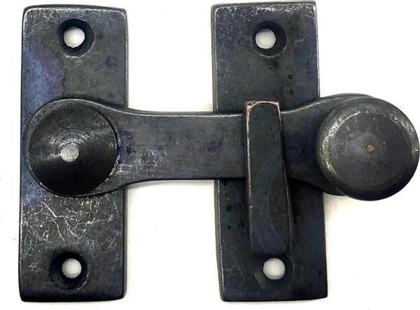 Antika Tarz Dekoratif Pirinç Cerman Kapak Mandalı – 55x70mm, Oksit - Image 1