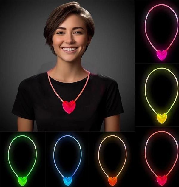 Karanlıkta Yanan Glow Kalp Şekilli Kolye 6 Renk 6 Adet - Image 1
