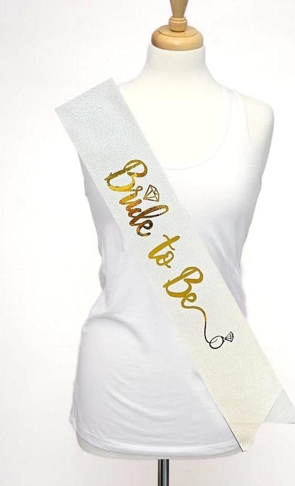 Beyaz Üzeri Altın İtalik Alyanslı Bride To Be Yazılı Simli Işıltılı Kuşak Kemer 10 Cm Genişlik - Image 1