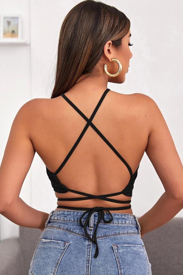 Kadın Siyah Sırtı Açık Boyundan Çapraz Bağlamalı Crop Top Bluz - Image 1