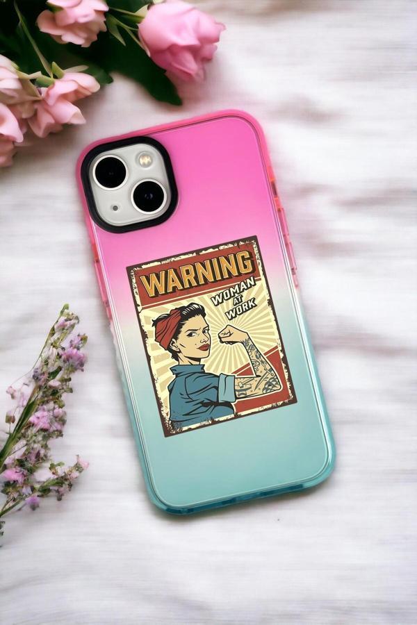 Mooodcase İphone 14 Plus Uyumlu Women At Work Desenli Premium Rainbow Silikonlu Telefon Kılıfı - Image 1