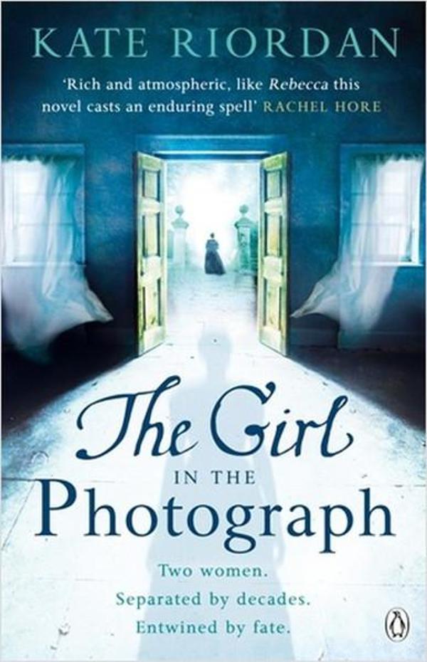 The Girl in the Photograph - Penguin - Image 1
