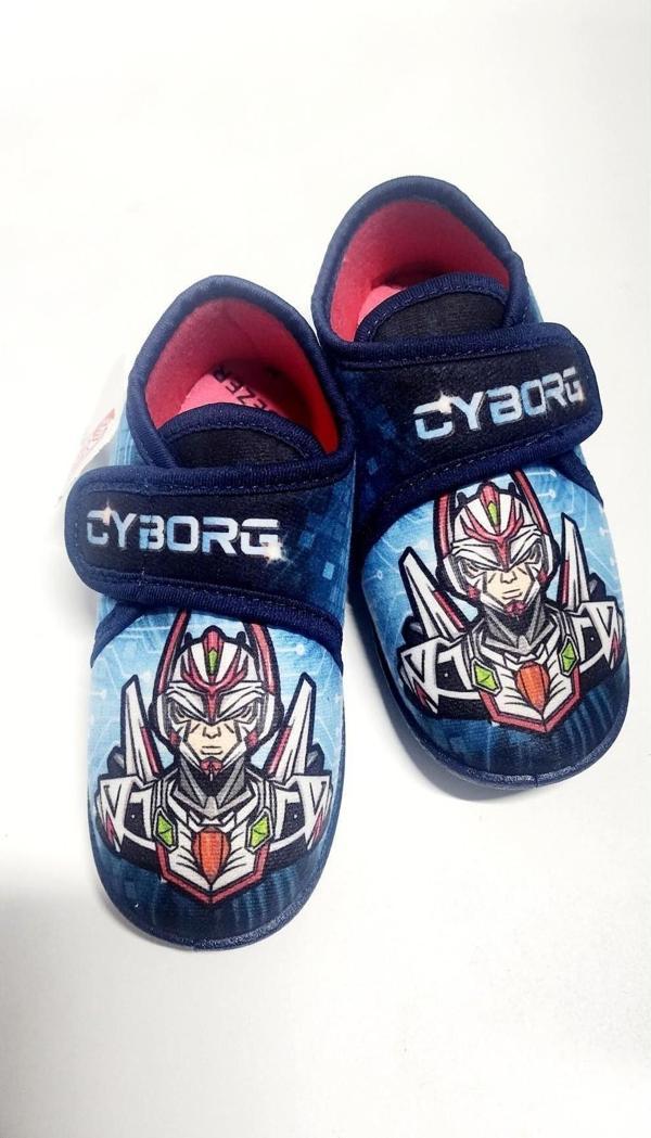 Gezer Cyborg Figürlü Kışlık Yumuşacık Ev Pandufu - Image 1