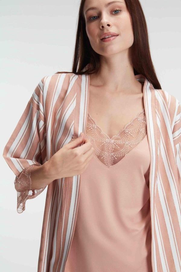 İp Askılı V Yaka Kadın Viskon Çizgili Desenli Yazlık Örme Sabahlıklı Pijama Takım - Image 1