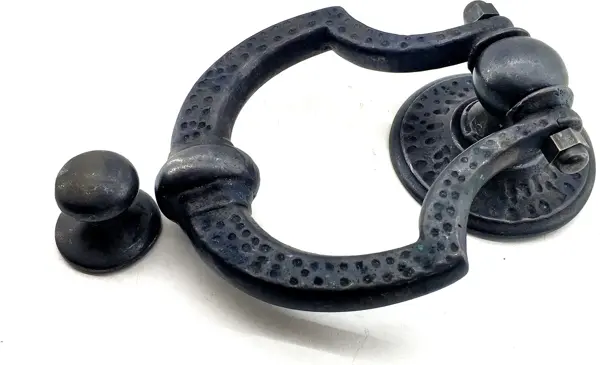 Antika Tarz Dekoratif Pirinç Dövme Kapı Tokmağı, Taktak - 150x105 mm, Oksit - Image 1