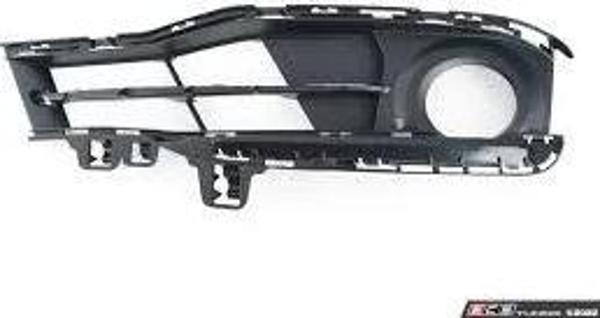 Tampon Izgarası Ön : R Bmw F30 Lcı-F31 Lcı Bm 14-18 (Oem No: 51117396888) - Image 1