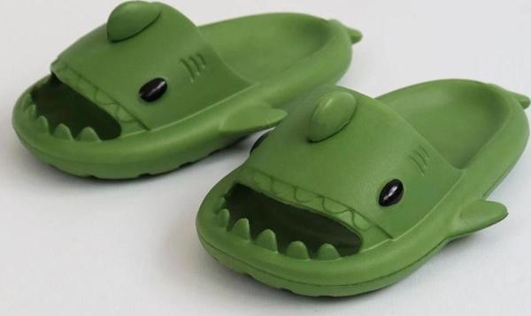 WG500 Köpekbalığı Haki Unisex Tam Ortopedik Terlik Shark Slides - Image 1