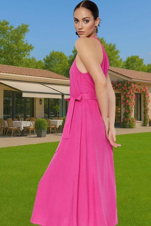 Şık Halter Yaka Midi Viskoz Elbise A Kesim Kuşak Detayı ile Dayanıklı Malzeme Dayanıklı Malzeme - Image 1