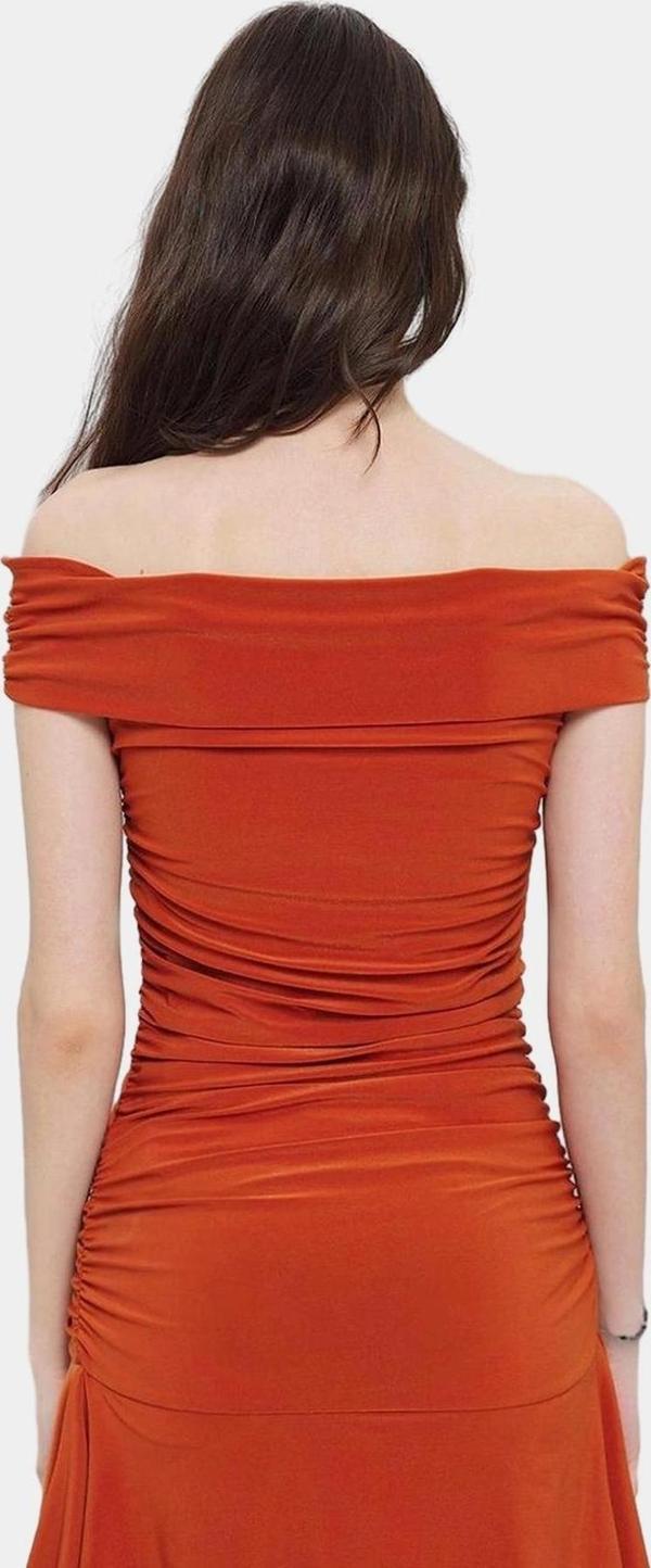 Astarlı Örme Mini Elbise Carmen Yaka Fırfırlı Etek Günlük Şıklık Seçkin Malzeme Dayanıklı - Image 1