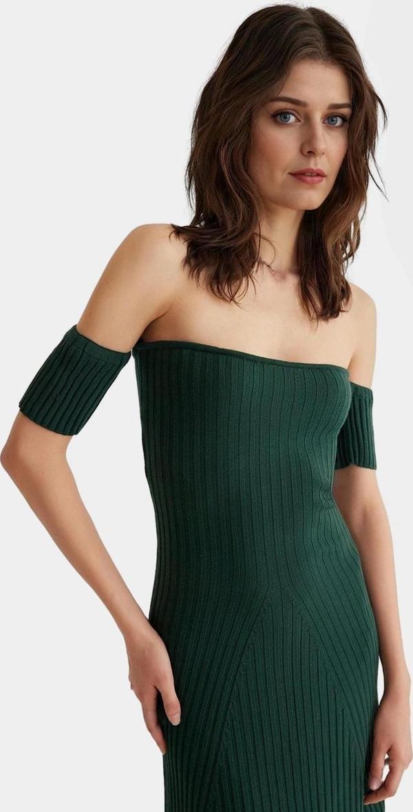 Rahat ve Şık A Line Midi Elbise  Akrilik Triko Kumaş Özel Tasarım Mükemmel Uyum - Image 1