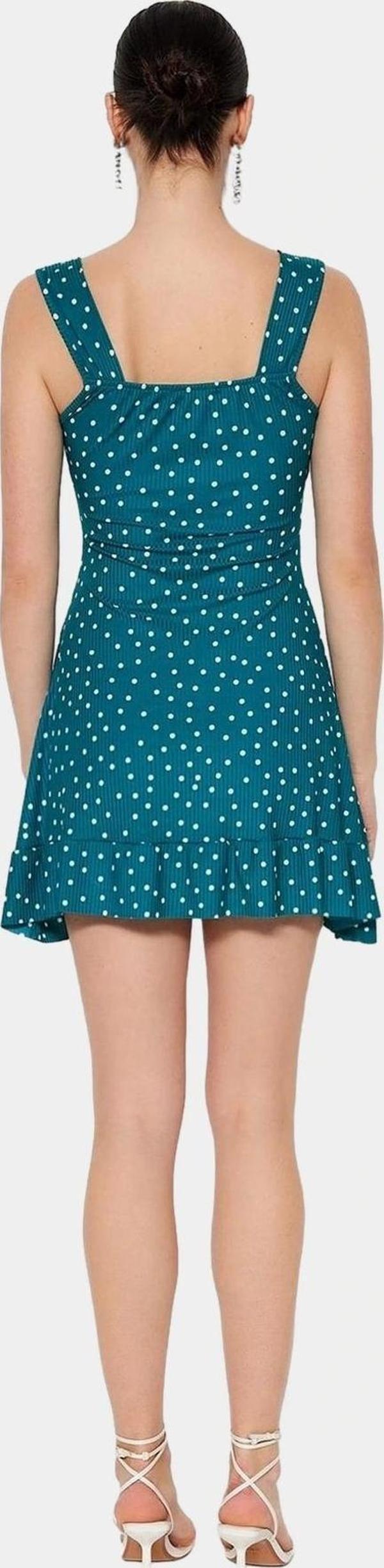 Çiçekli Desenli A Line Mini Elbise Örme Kumaş Kare Yaka Rahat Kalıp Kaliteli İşçilik Özel Tasarım - Image 1