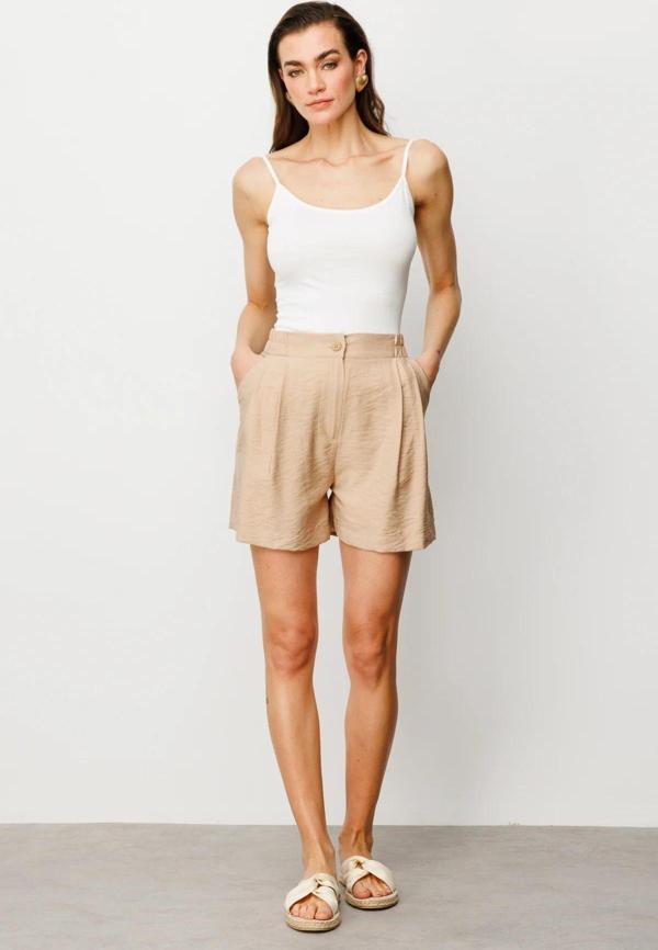 On Fashion Çift Pileli Kadın Şort 25Y.ON.SRT.52315.01 - Image 1