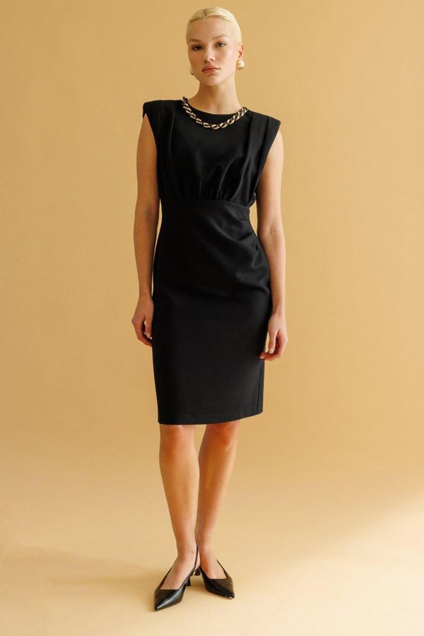 Ekol Kadın Yakası Zincir Aksesuarlı Midi Boy Elbise 5068 Siyah - Image 1