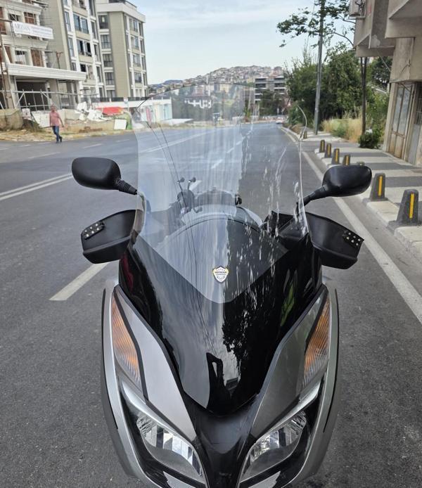 MOTOCAM Honda Forza 300 Siperlik Ön Cam 2014-2017 Model 75cm Şeffaf Renkli 4mm - Image 1