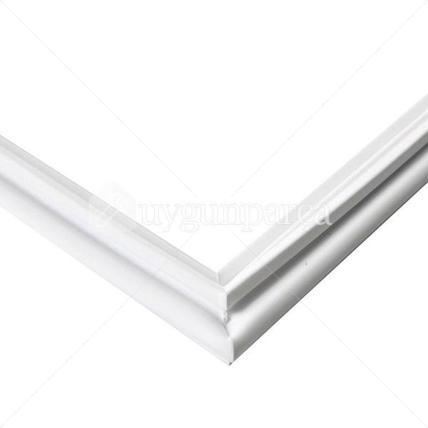Profilo BD5710ANFI, BD5700XNF Modelleriyle Uyumlu Buzdolabı Alt Kapak Contası - Image 1