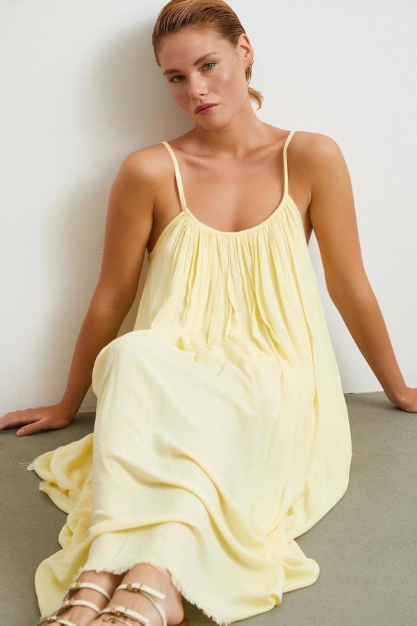 Askılı Piliseli Geniş Elbise Sarı - Image 1