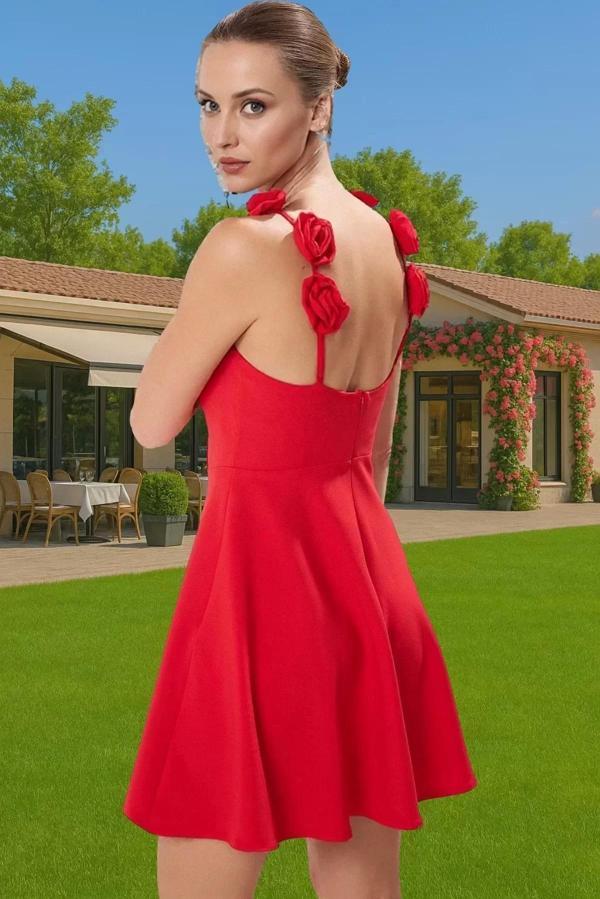 Kısa A Line Gül Detaylı Abiye Elbise Polyester Elastan Yazlık Rahat Ve Şık Zarifane Tasarım - Image 1